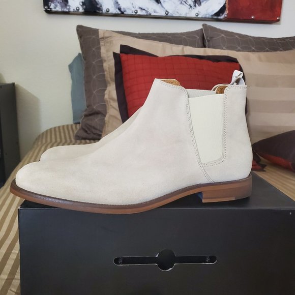 Aldo Suede Chukka Boots main image 4